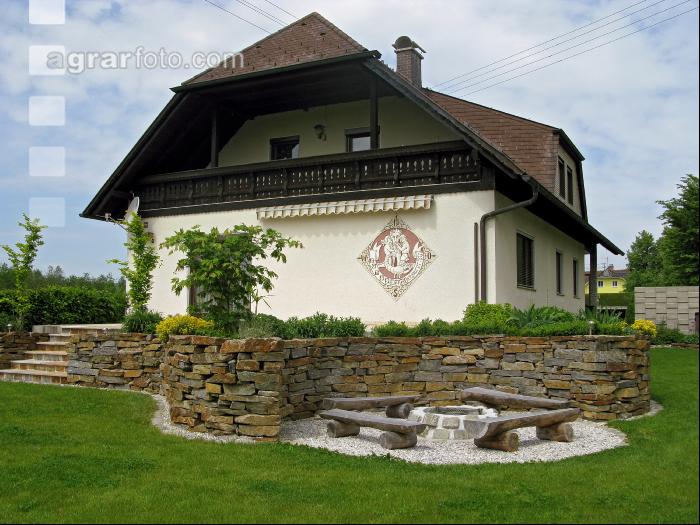 Gartensteinmauer 3