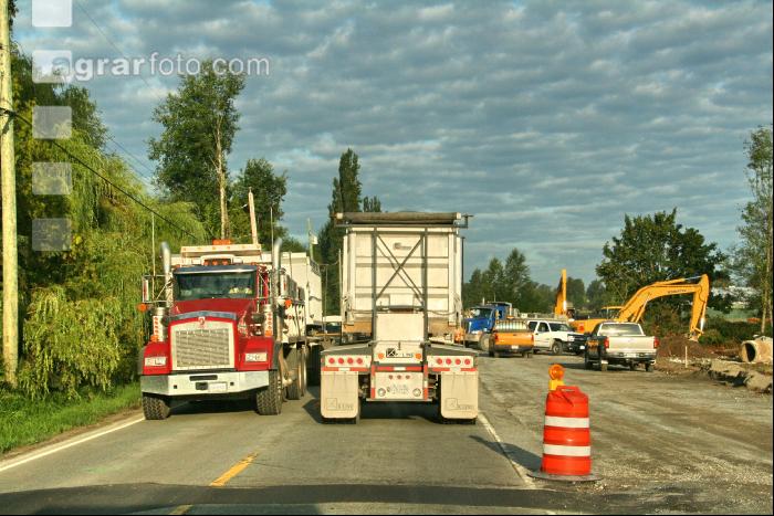 Trucks J 11