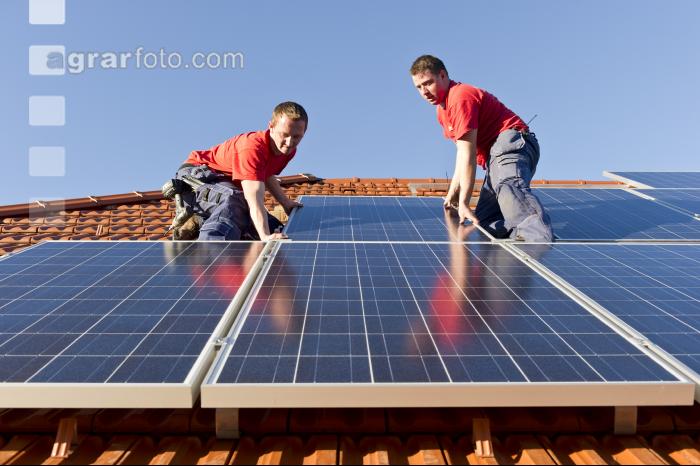 Photovoltaik 44