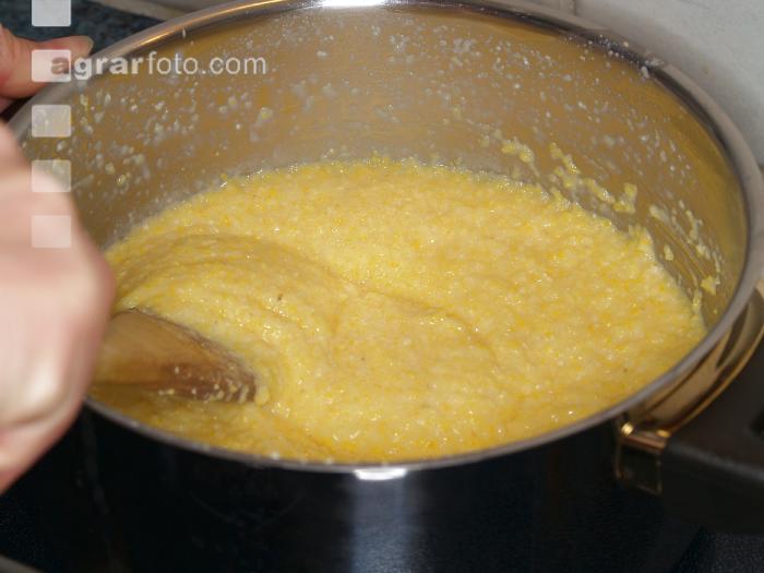 Polenta rühren 2