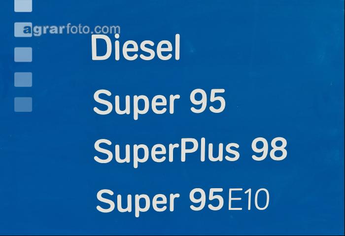 Tankstelle 1
