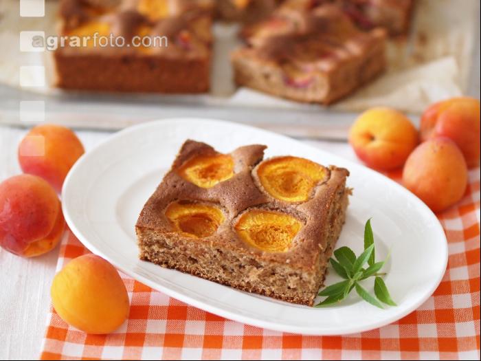 Marillenkuchen mit Schokolade 2