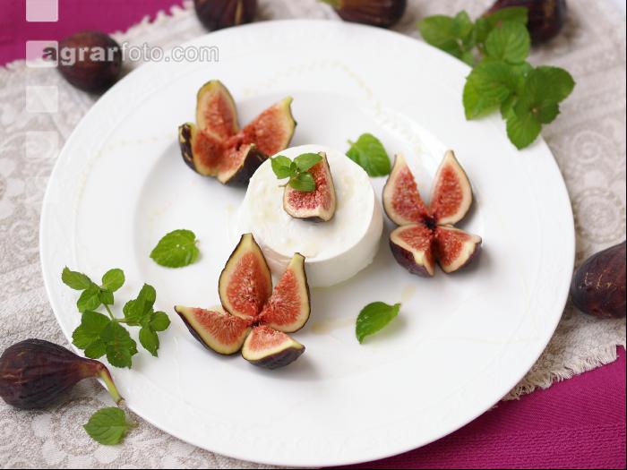 Schafskäse mit Feige 2