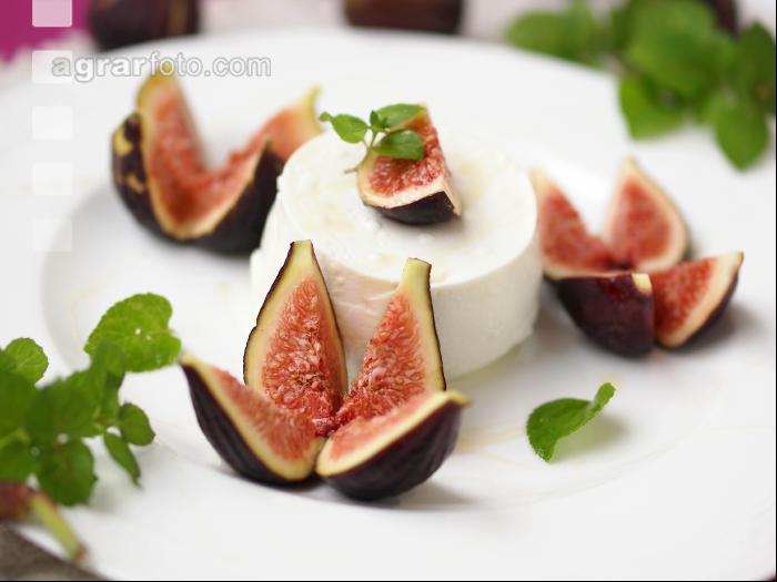 Schafskäse mit Feige 1