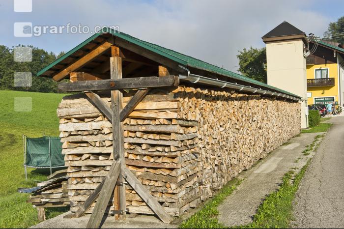 Holzstoß 7