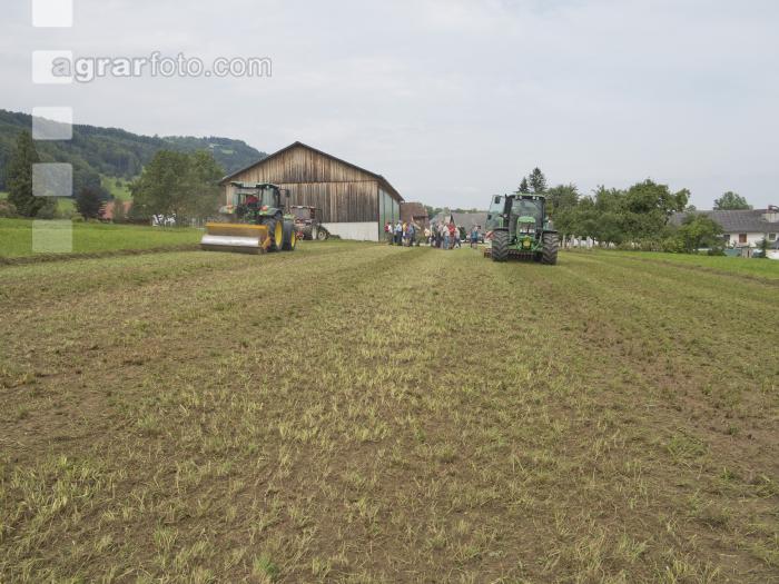 Grünlanderneuerung 14