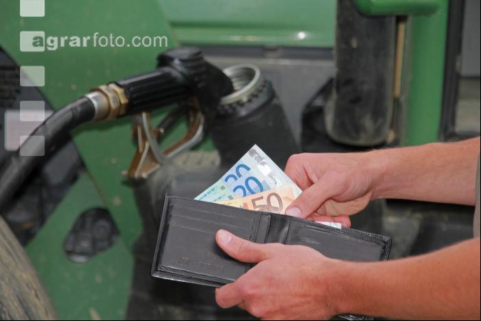 Diesel tanken J 5