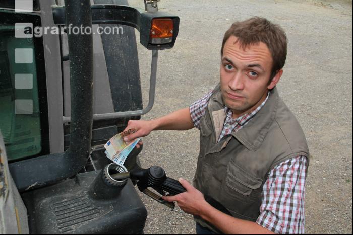 Diesel tanken J 3