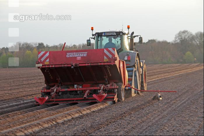 Kartoffeln legen J 9