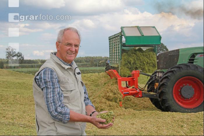 Maisernte Landwirt J 5