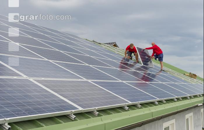 Photovoltaik 100