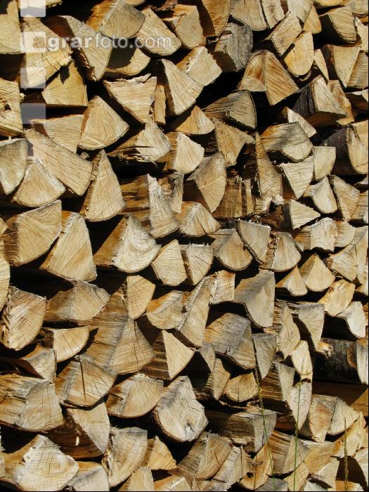 Holzstoß 2