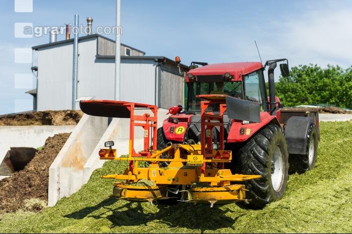 Silage verdichten 6
