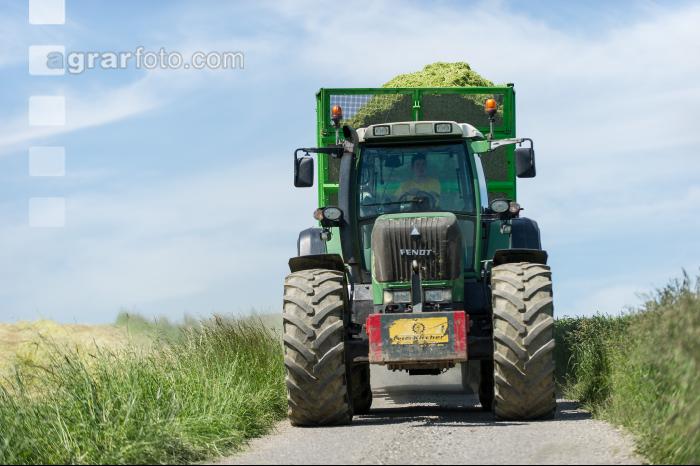 Grünschnittroggen transportieren 2