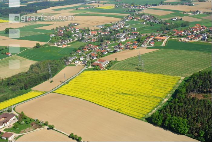 Ländliches Dorf Luft 2