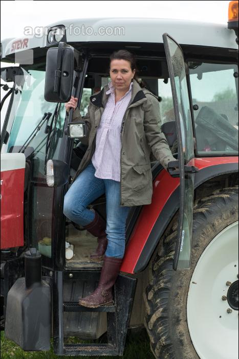 Frau als Betriebsleiter 24