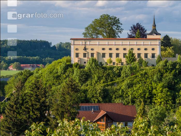 Schloss Kremsegg 1
