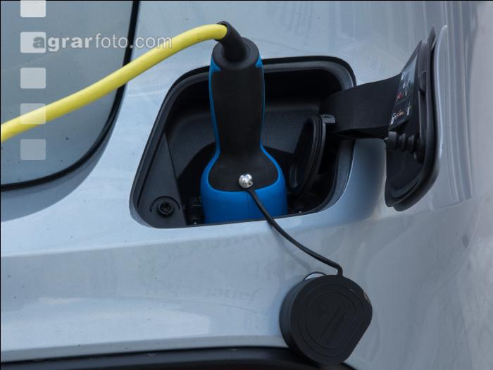 Elektroauto 3