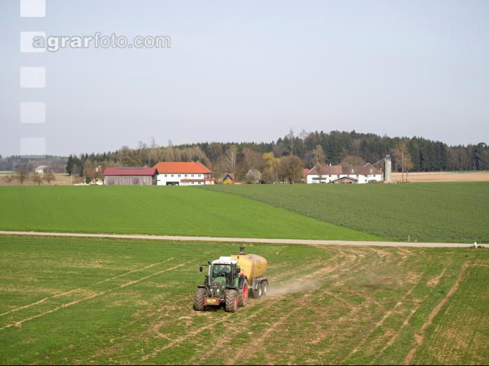 Gülleselbstfahrer 4