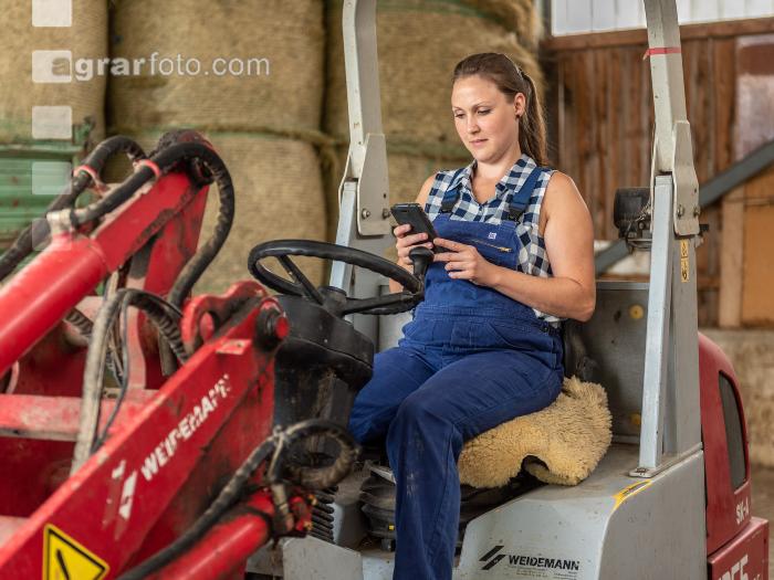Landwirtin am Hoflader 4