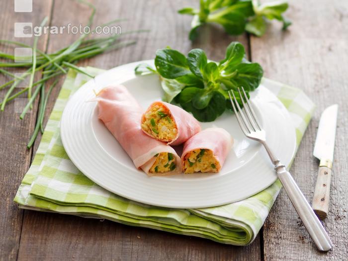 Schinkenrolle mit Eiaufstrich 2