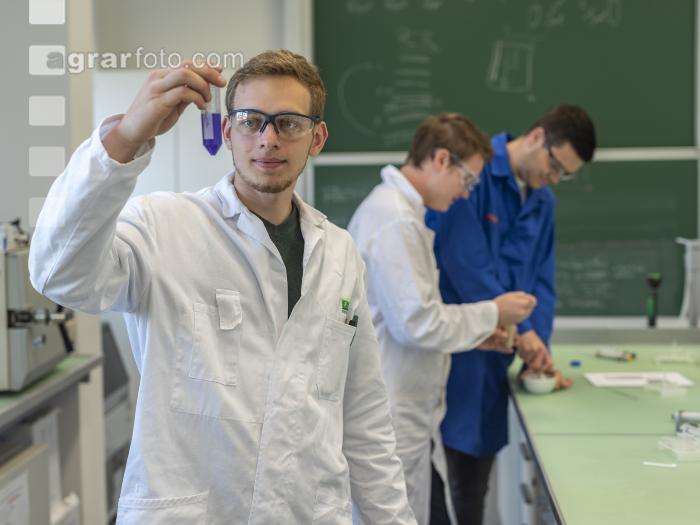 Mikrobiologielabor 17