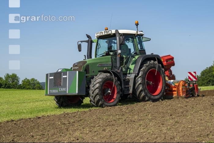 Umkehrrotoregge Engerlinge 2