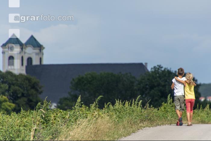 Kinder am Weg 1