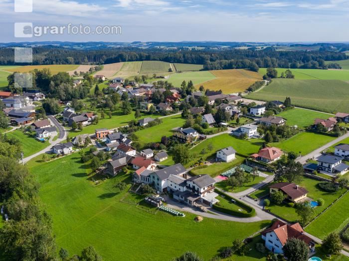 Kleines Bauerndorf 3