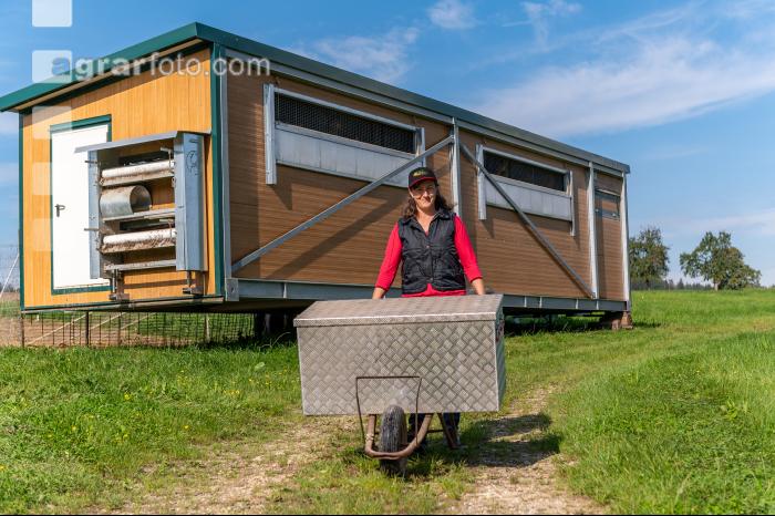 Mobiler Hennenstall 15
