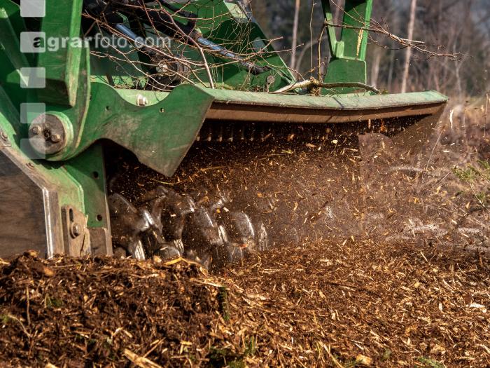 Forstmulcher 9