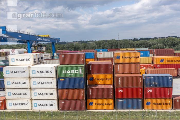 Containerhafen 10
