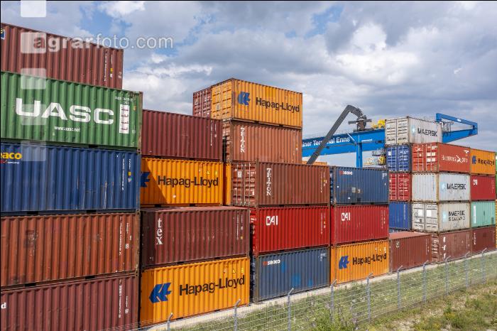 Containerhafen 8