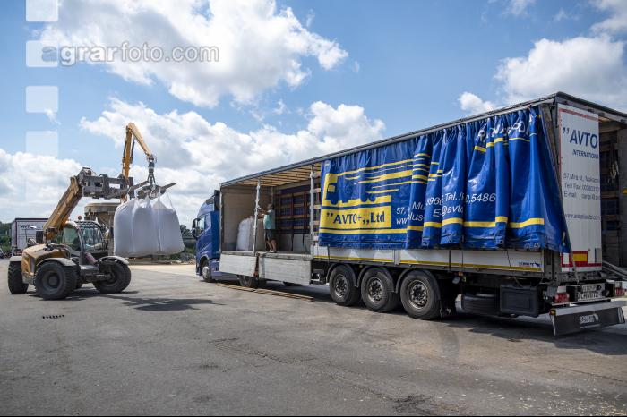 Maisimport Lastwagen 5