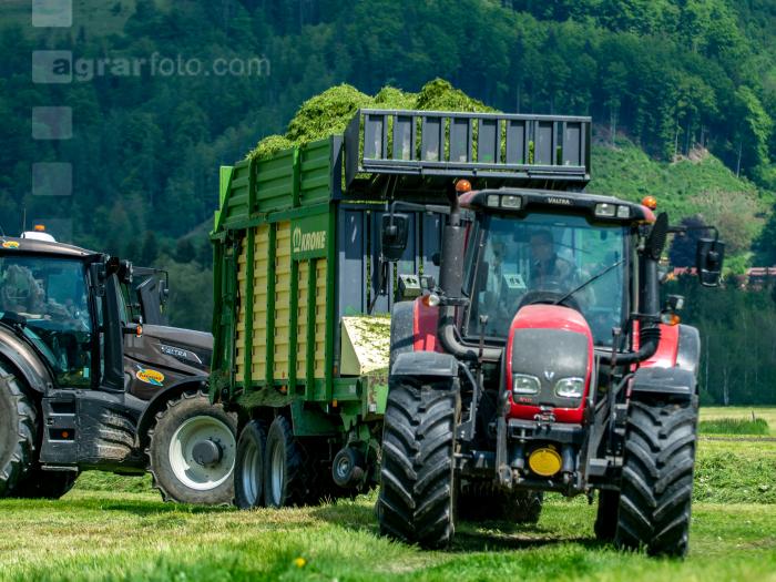 Grassilage Ladewagen 7
